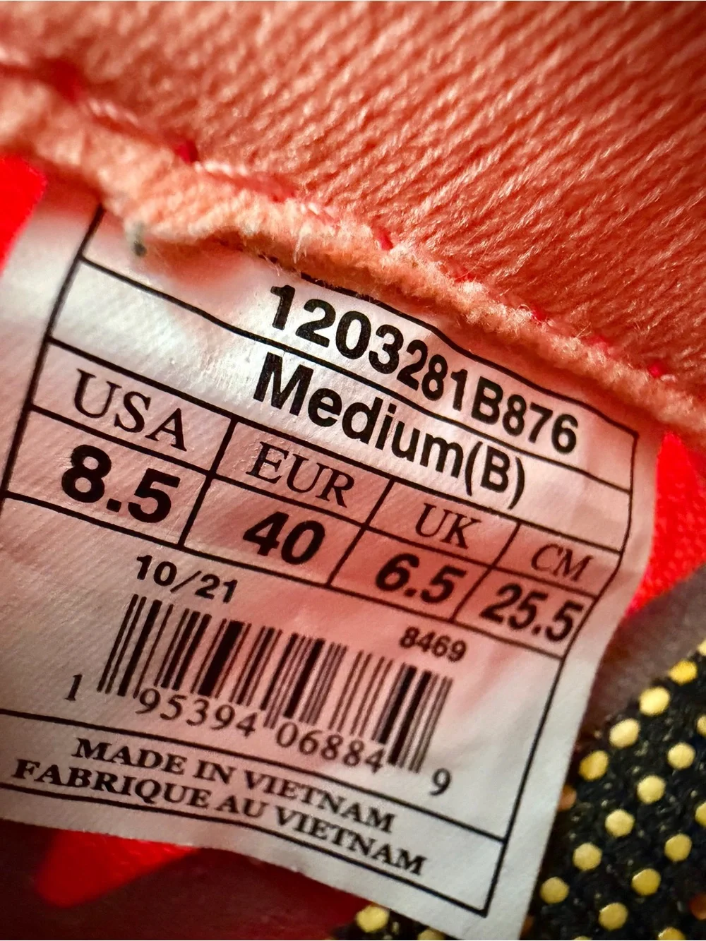 Brooks Women’s Hyperion Tempo in Hot Coral/Flan/Yellow (Size: 8.5-B) Great Cond!